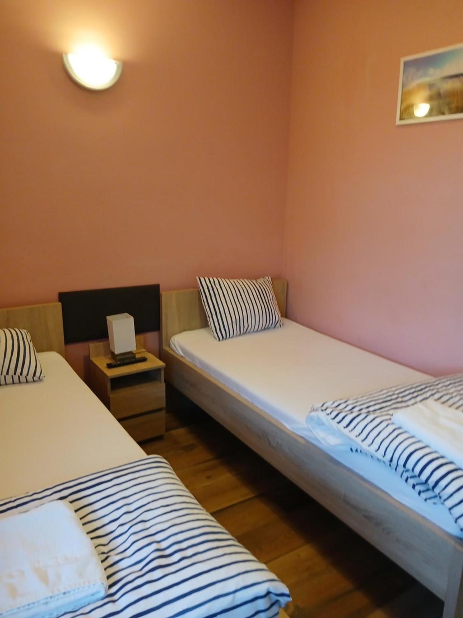 Bed and Breakfast Dom Brama Mazur Ostróda Exterior foto